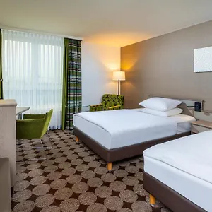 Hotel Movenpick Nurnberg Airport, Neurenberg
